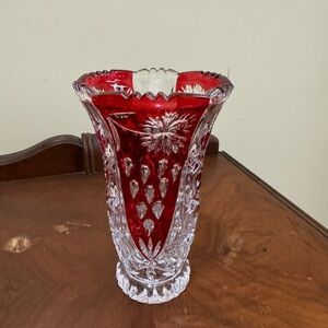 Lead crystal vase